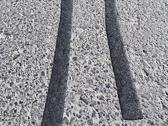 沙面贴缝带施工